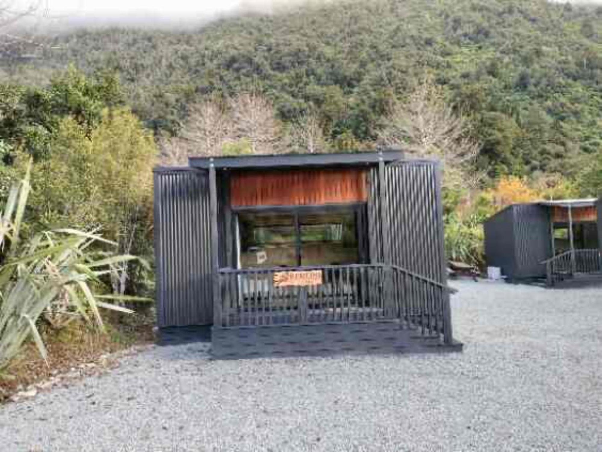 Jackson'S Retreat Alpine Holiday Park Jacksons Esterno foto